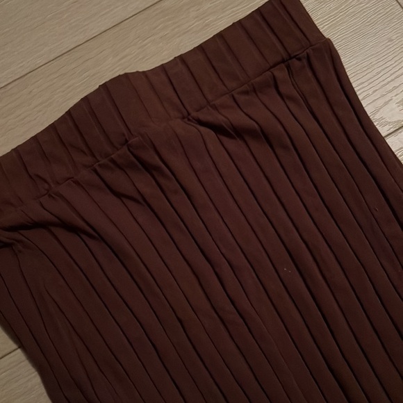 SHEIN Maxi Skirt - Picture 2 of 2